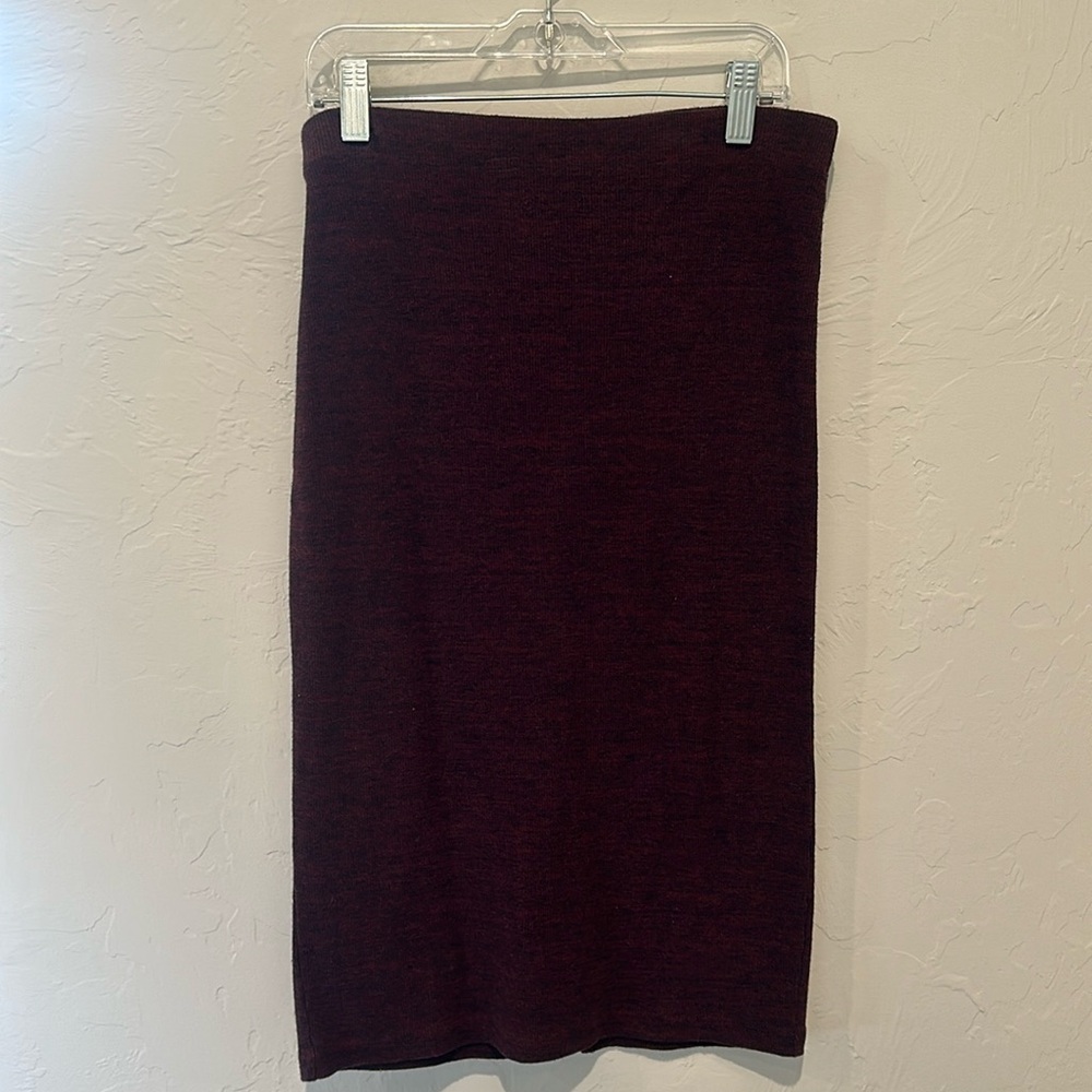 Pencil skirt